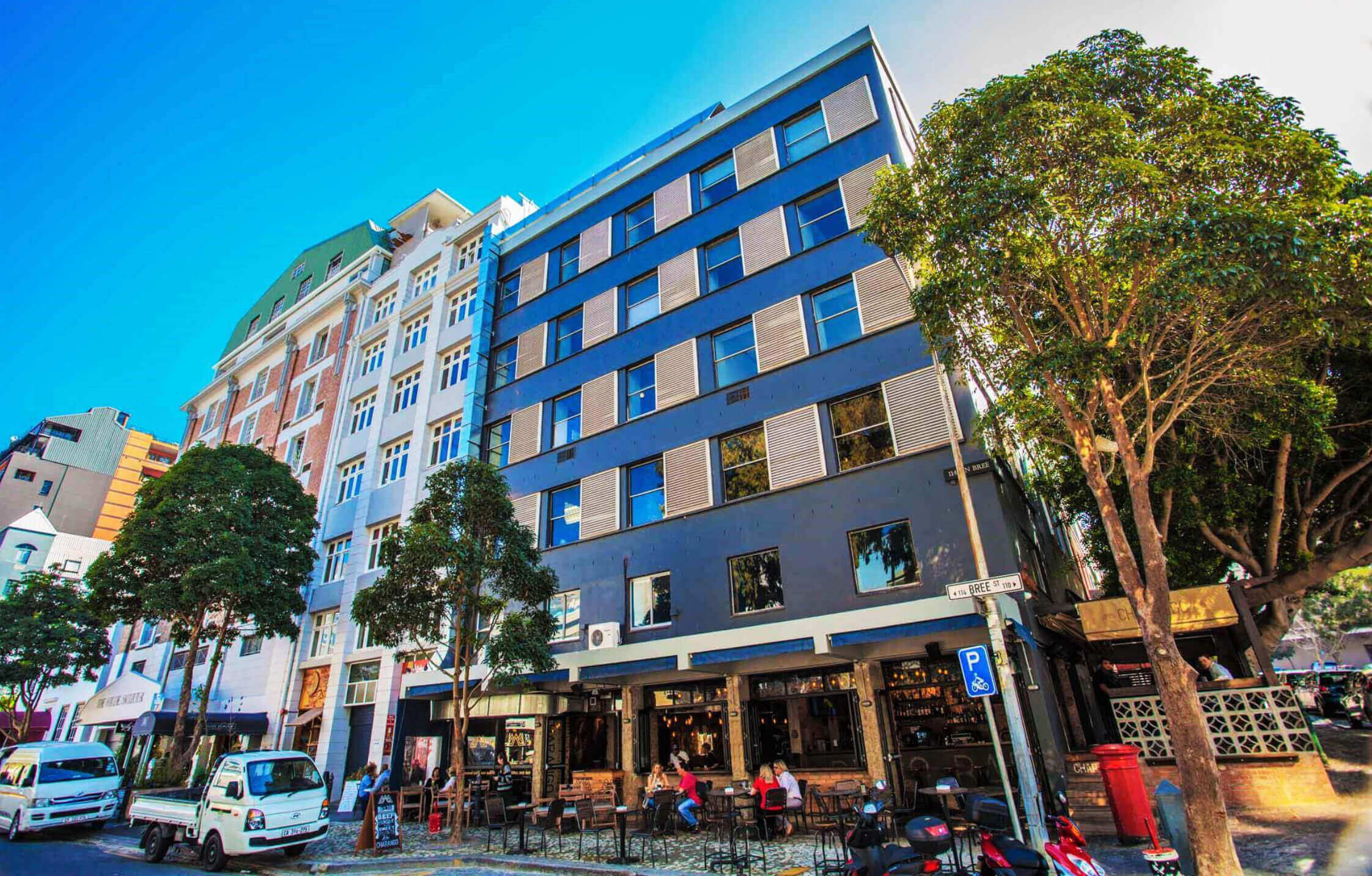 114 On Bree - Image 1