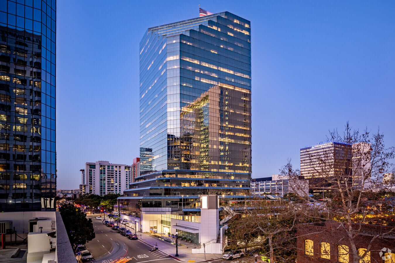 1 Columbia Place - Image 1