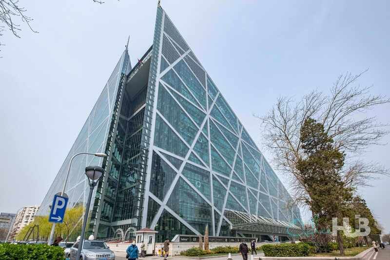 Building A, Parkview Green - Image 1