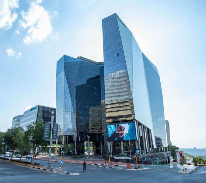 Cnr Alice lane & 5th Street Alice Lane, Sandton - Image 1