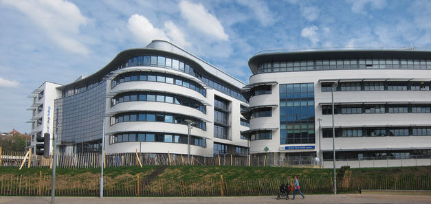 Station Plaza - Image 1
