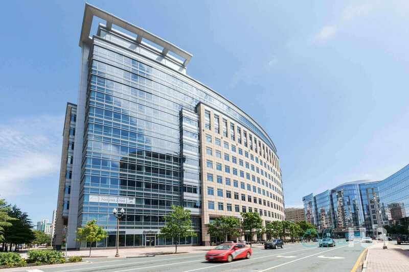 901 North Glebe Road - Image 1