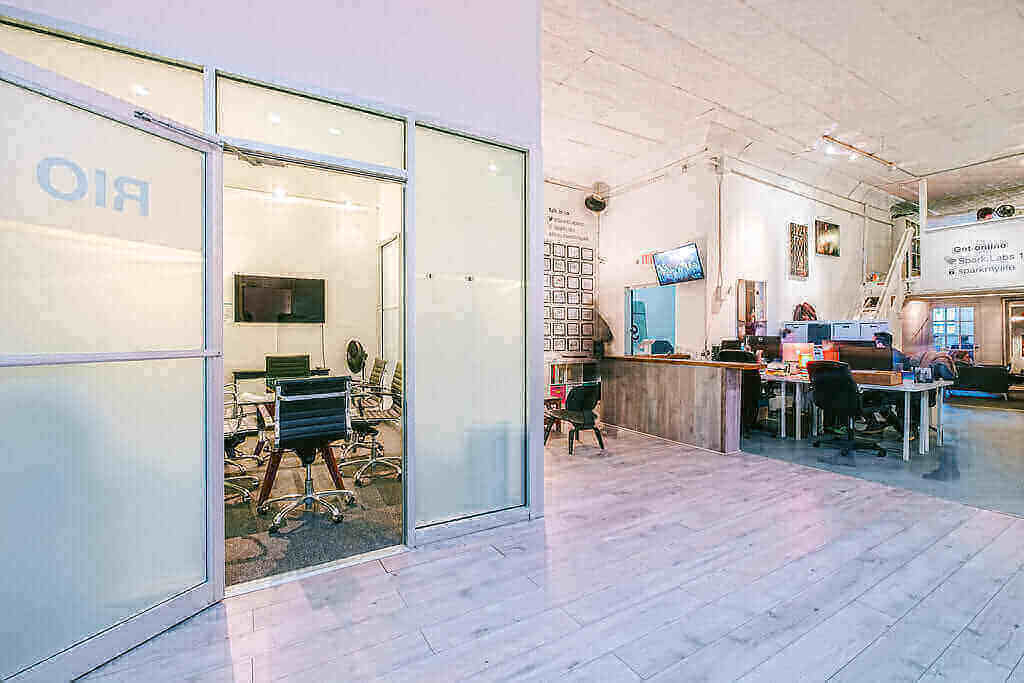 833 Broadway, New York - Image 1