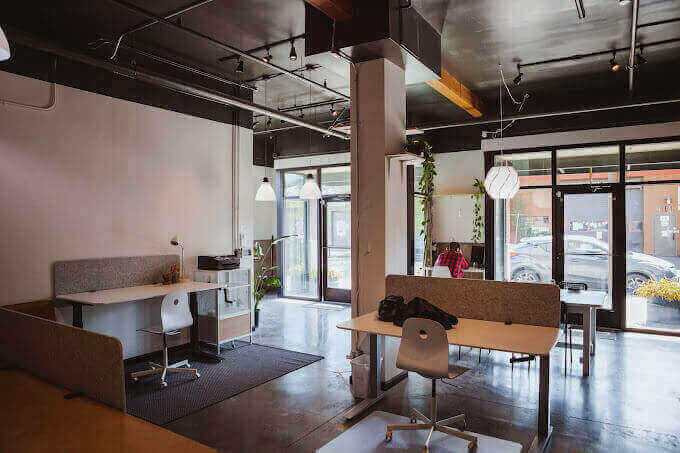 2105 N Willis Blvd, Portland - Image 1