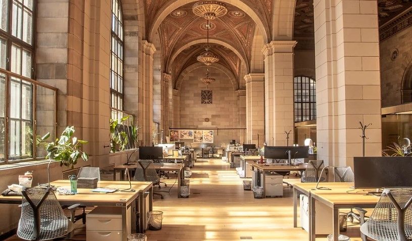 Royal Bank Tower - Image 1