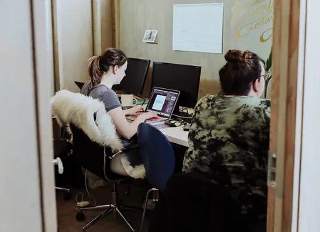 221 Queen St, Kingston - Image 1