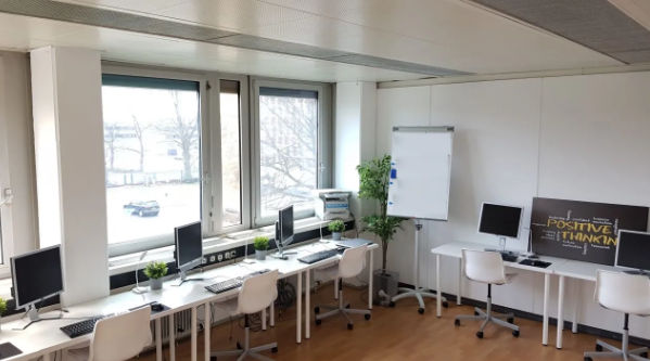 Hemmelrather Weg 201, Leverkusen - Image 1