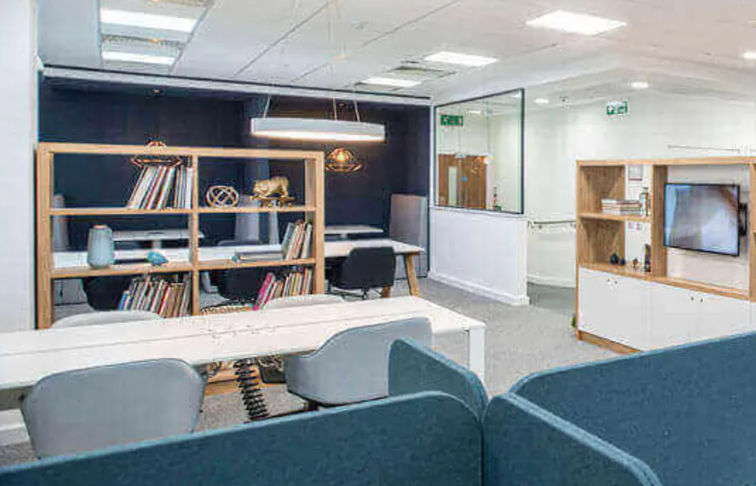 HI Office Building - Image 1