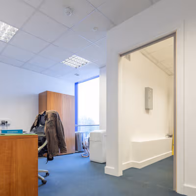 372 Ealing Road, Alperton Image 6