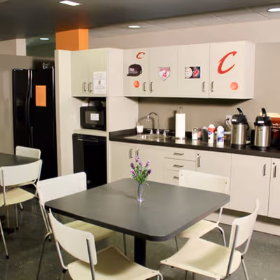 5005 Rockside Road, Cleveland Image 7