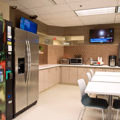 101 Lindenwood Dr, Malvern Image 7