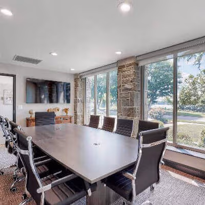 2411 N Front St, Harrisburg Image 3