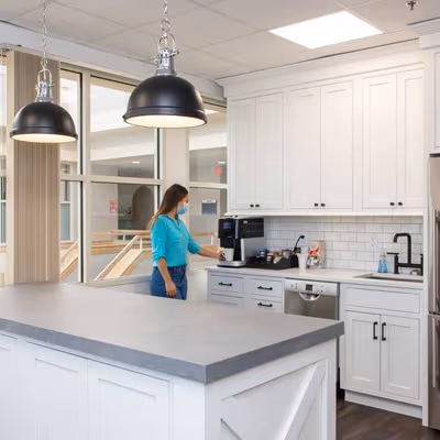 350 Lincoln St, Hingham Image 13