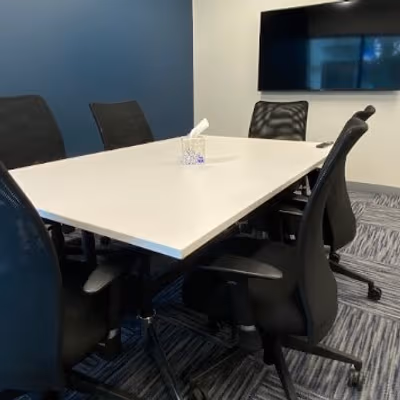 150 Grossman Dr, Braintree Image 5