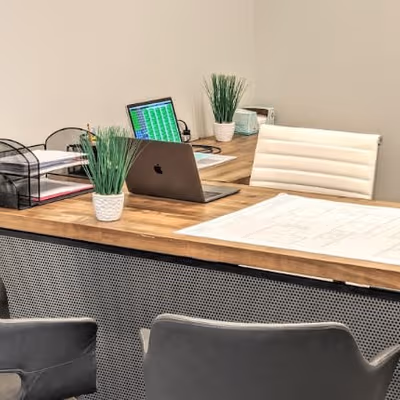 20 Cabot Blvd, Mansfield Image 1