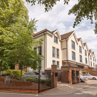 Guildford Road, Leatherhead Image 5