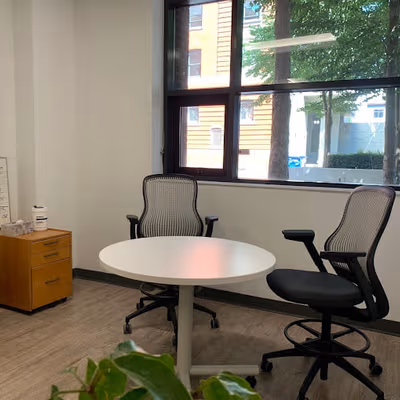 50 Lonsdale Ave, North Vancouver Image 3