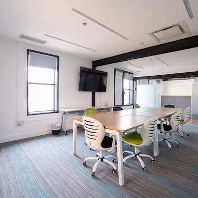 1824 Store Street, Victoria Image 7