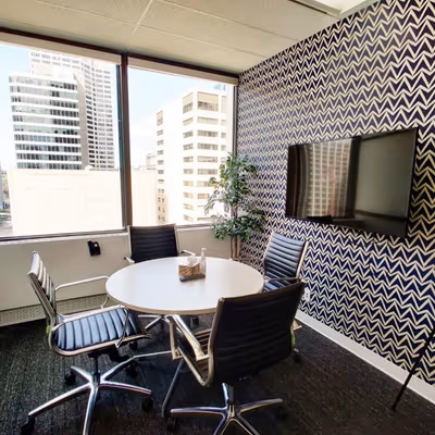 606 4 St Sw, Calgary Image 2