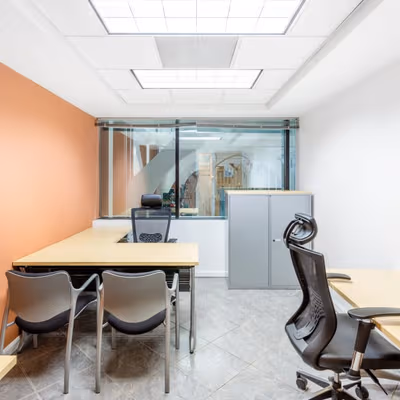 5A Avenida 5-55, Guatemala Image 1