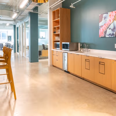 5455 De Gaspe Ave, Montreal Image 7