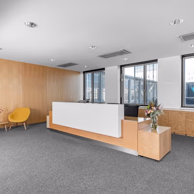 Europaplatz 2/1/2 Regus Westbahnhof Bahnhofcity Wien West, Wien Image 4