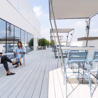 Via Pola 11, Milan Image 9