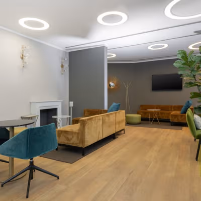 Piazza Iv Novembre 7, Milan Image 1