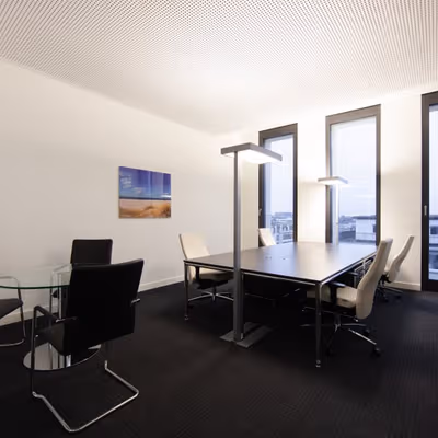 42 Bahnhofsplatz, Bremen Image 1