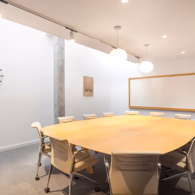 6-14 Passatge Mas De Roda, Barcelona Image 2