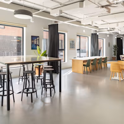 6-14 Passatge Mas De Roda, Barcelona Image 3