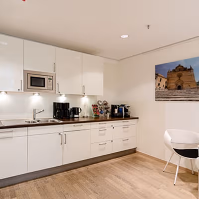 61 Koenigsallee, Dusseldorf Image 12