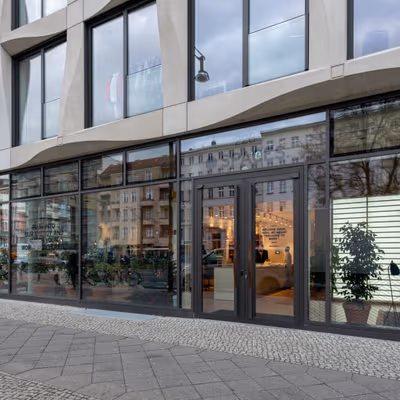 226 Greifswalder Strasse, Berlin Image 9