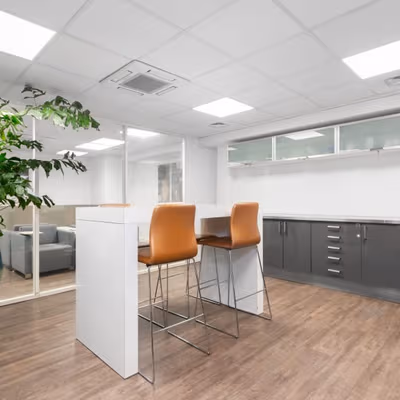 3 Bis Rue Taylor, Paris Image 7