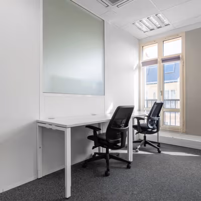 3 Bis Rue Taylor, Paris Image 4