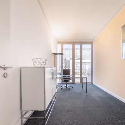 24 Im Zollhafen, Cologne Image 2