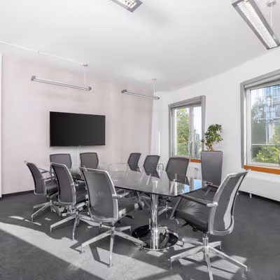 3 Neuer Zollhof, Dusseldorf Image 5