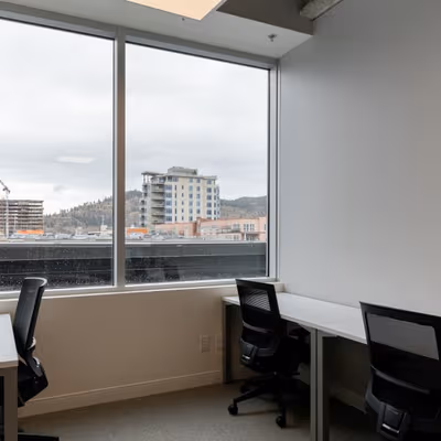 460 Doyle Ave, Kelowna Image 1