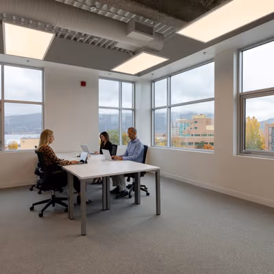 460 Doyle Ave, Kelowna Image 2