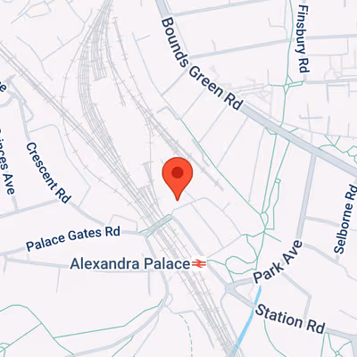 Palace Gates Bridge Road, London Image 19