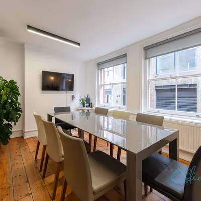8 Albemarle Way, Farringdon Image 2
