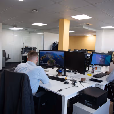 46-48 East Smithfield, St Katharine Docks Image 3