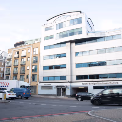 46-48 East Smithfield, St Katharine Docks Image 7