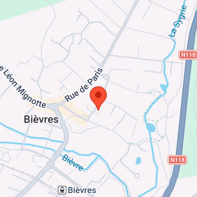 15 Pl De L'église, Bièvres Image 6