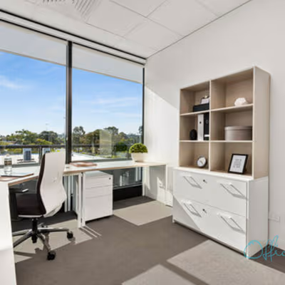 2 Brandon Park Drive, Wheelers Hill Image 1