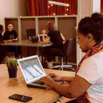 639 High Road, London Image 3