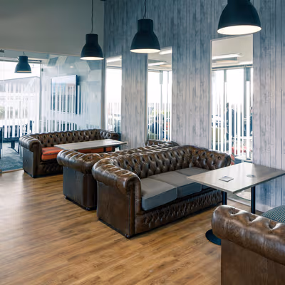 31-38 Queen Street, Hull Image 3