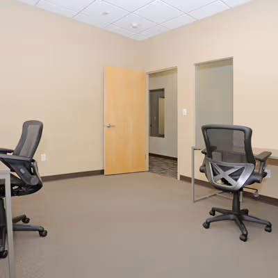 125 Michael Drive, Syosset Image 6