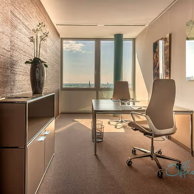 1 Dreischeibenhaus, Dusseldorf Image 5