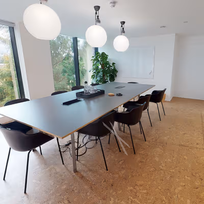 100 Bollo Lane, London Image 6